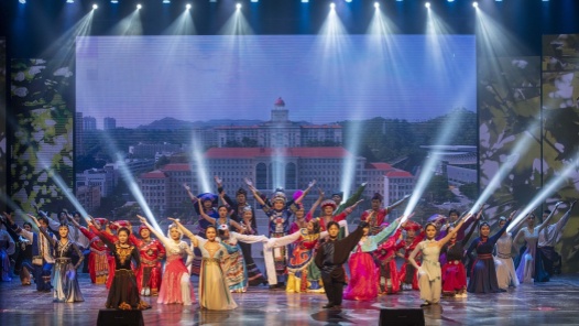 柳州市举行庆祝“五一”国际劳动节特别节目