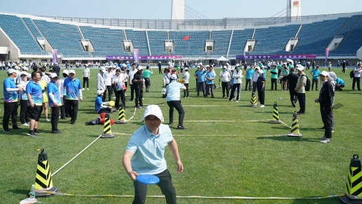 青海门源县总工会举办庆“五一”职工趣味运动会