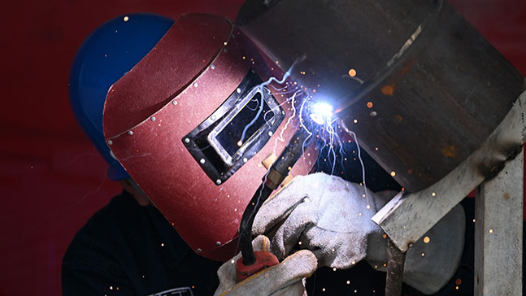 人民日报社论：依靠劳动创造扎实推进中国式现代化——写在“五一”国际劳动节