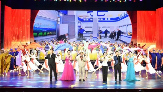 “劳动者之歌”山西省“五一”文艺晚会举行