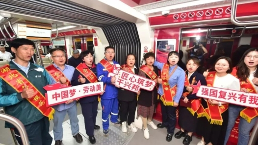 湖北庆“五一”系列活动精彩纷呈