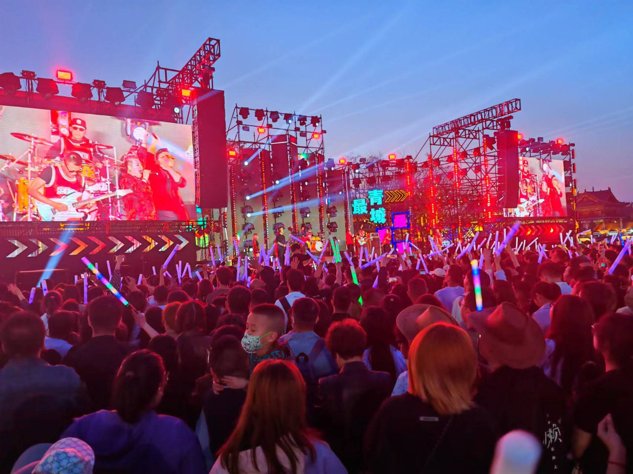 音乐会现场版视频 1917239_4096x10000.jpeg