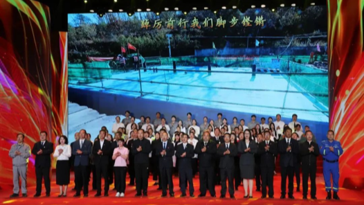 北京市房山区举办庆“五一”暨劳动者风采展示活动