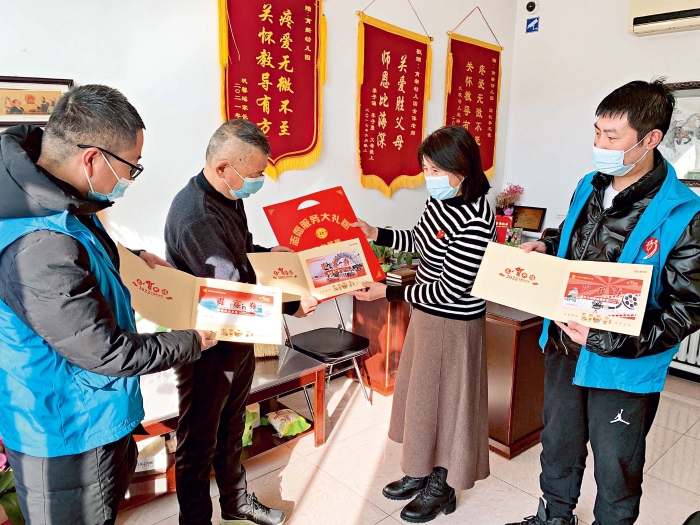 2022年1月28日,怀柔区总工会慰问服务冬奥保障闭环管理人员家属 2022年1月28日,怀柔区总工会慰问服务冬奥保障闭环管理人员家属