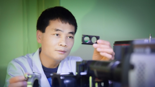 第五届“科苑名匠”｜纪伟：突破光学成像极限 追光永不止步