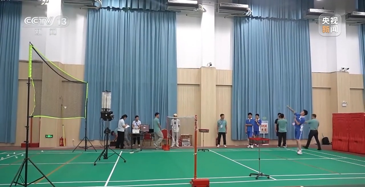 近几年,随着体育中考的分值不断增加,从家长到学校,重视度也在提升.