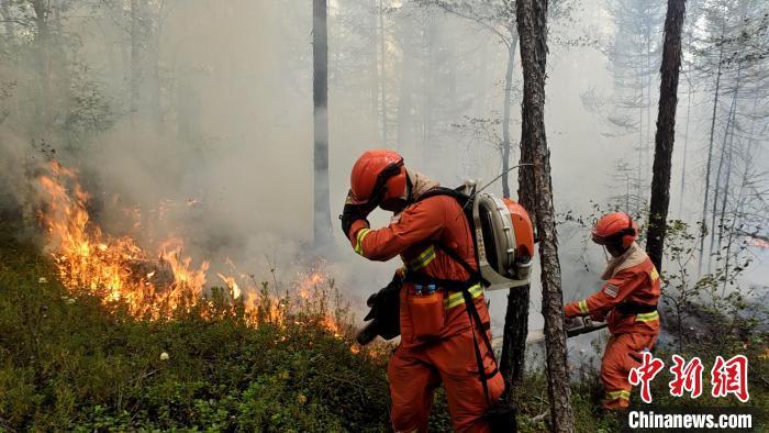 内蒙古大兴安岭北部林区雷击森林火场实现全线合围