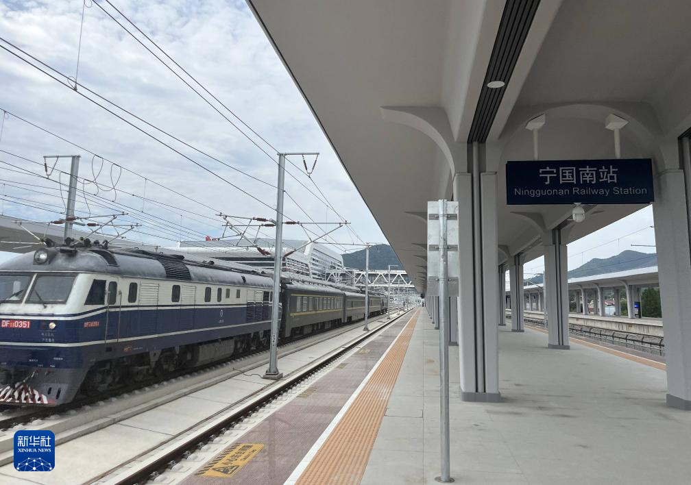 什么是高铁联调联试 2016734_4096x10000.png