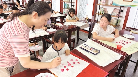 “娘家人”带娃有一手