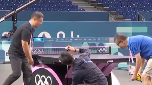 “科技与浪漫”结合 行走巴黎遇见中国