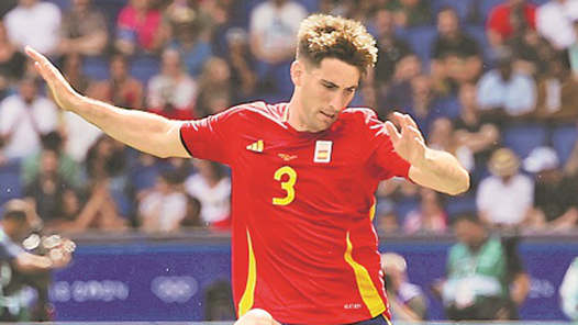 奥运会男足比赛在惊喜和意外中揭幕