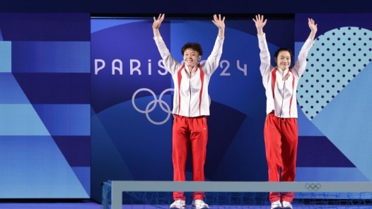 中国队第二金！陈艺文、昌雅妮夺冠