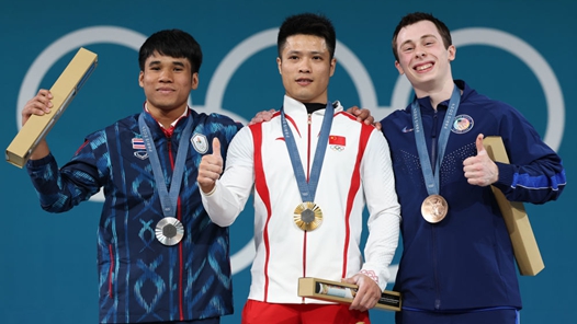 巴黎奥运会丨李发彬夺得举重男子61公斤级金牌