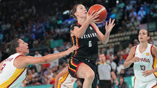 巴黎奥运会丨女篮综合：法国、比利时、澳大利亚、美国入围四强