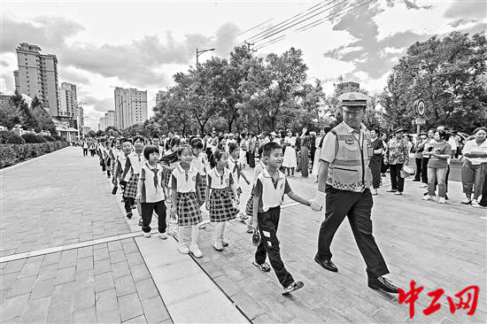 2662503_tpzz_1724825185140_b