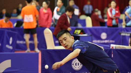 云南省首届职工球类运动会开幕