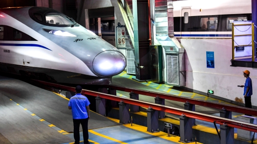 云南挖掘中老铁路沿线资源推动“产改”出特色