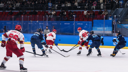 亚冬会｜冰球男子小组赛：中国队不敌哈萨克斯坦队