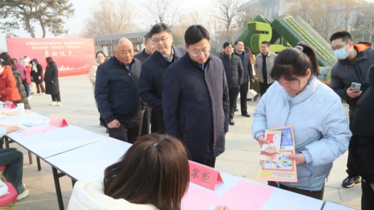 山东宁阳县总工会举行2025年“春风行动”招聘会