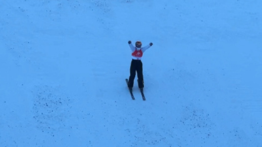 徐梦桃夺得亚冬会自由式滑雪女子个人空中技巧冠军