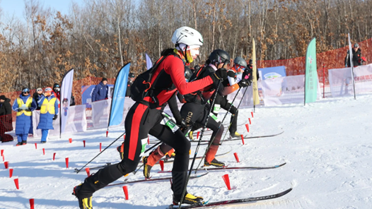 秒懂亚冬丨滑雪登山怎么比？