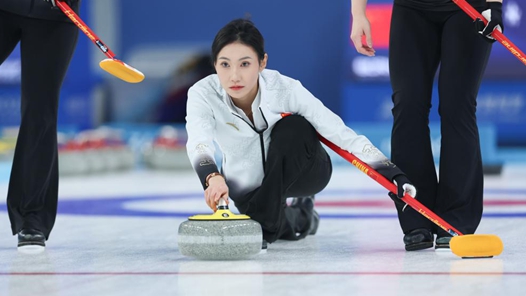 亚冬会｜中国冰壶男、女队携手晋级半决赛