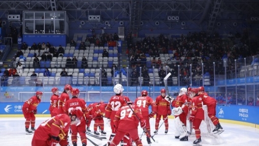 亚冬会男子冰球：中国队憾负韩国队无缘领奖台