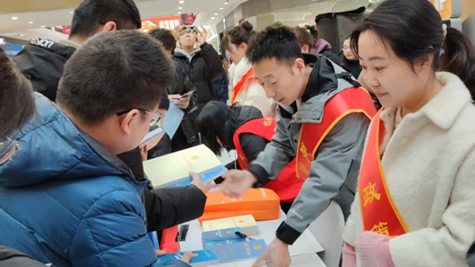 包头市总工会为求职者提供就业法律服务