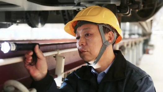 代表委员履职故事｜董宏涛代表：来自一线 关注一线