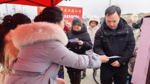 安徽淮南潘集区：“工会送岗位 乐业在江淮”专场招聘会助力高质量就业