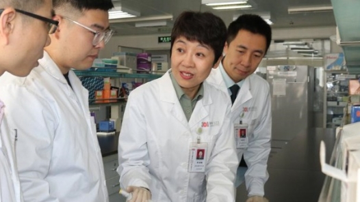 陈威巍代表：助力基层一线提升传染病防治能力