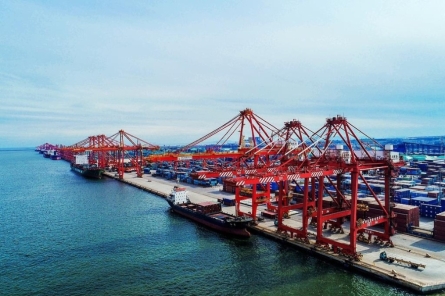 李强在政府工作报告中提出今年发展主要预期目标