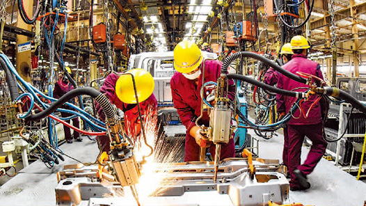 两会新华社快讯：2025年国内生产总值增长预期目标为5%左右