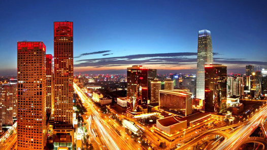 两会观察·数说中国经济｜“5%左右”勾勒经济增长信心