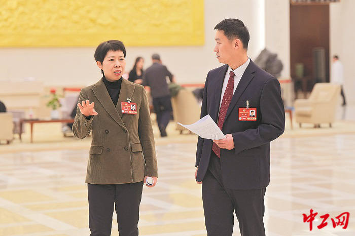 2893647_tpzz_1741274087533_b 2893647_tpzz_1741274087533_b