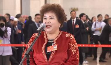 委员通道丨阿衣木沙·托合塔洪：快递进村连接城乡、通达人心、点亮希望