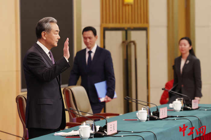 外交部长王毅答记者问4