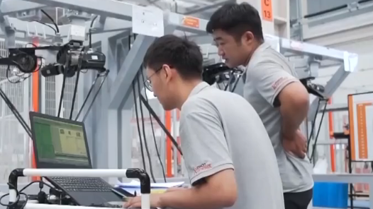 想不到吧！《政府工作报告》的这些“加减乘除”与你我生活息息相关