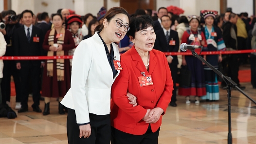 聚焦第二场“代表通道”