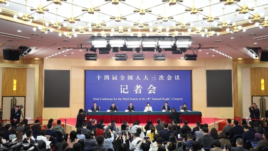 民政部部长：有序推进民政民生保障向普惠性发展