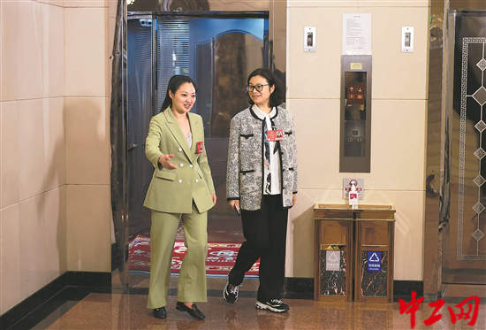 2896898_tpzz_1741534188786_b