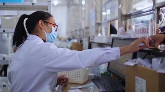 用AI驱动智慧医疗创新发展