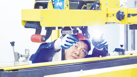 匠心铸就创新 劳动成就梦想——江西南昌青山湖区总工会助推企业高质量发展