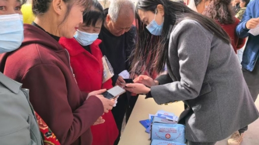 宁夏盐池县总工会为移民搬迁村劳动力提供就业支持