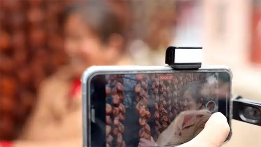 新春走基层·建设宜居宜业和美乡村｜东阿拉村，集市人气旺