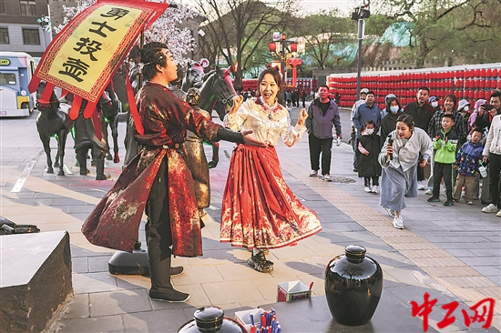 2955932_tpzz_1745566289926_b