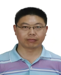 王建广同志证件照