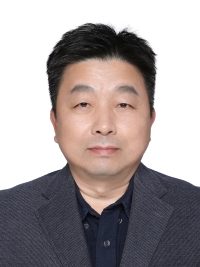 李怀东同志证件照