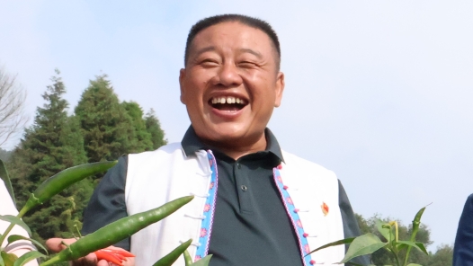 全国劳动模范曾虎龙：“多干实事，为群众带来摸得着的实惠”