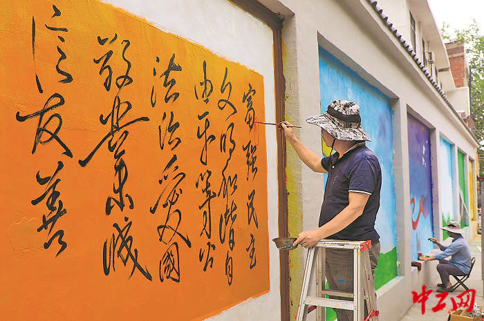 2972971_tpzz_1746975526617_b